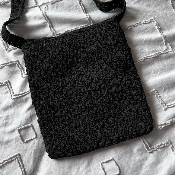 vintage floral embroidered crossbody bag - Picture 5 of 10